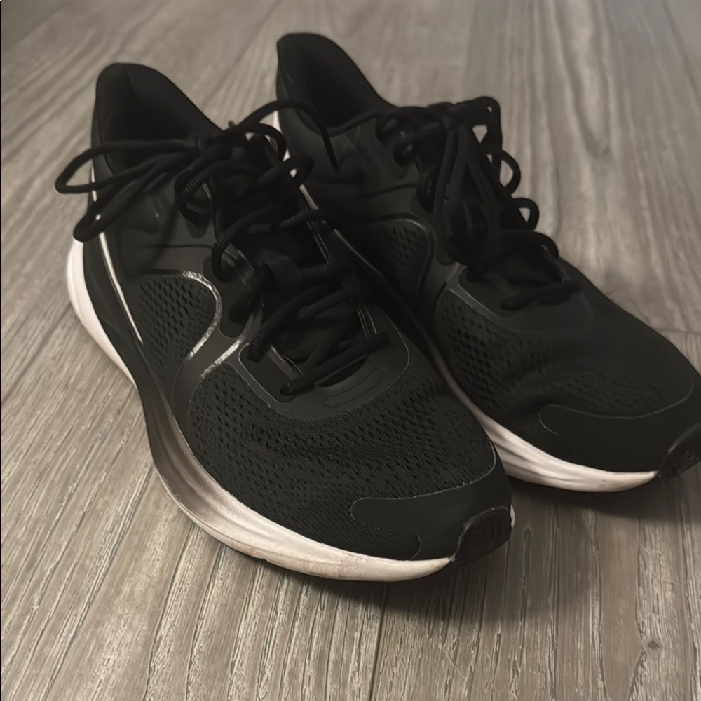 Black Athletic Running Shoes